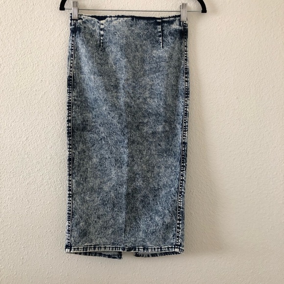 Crave Fame by Almost Famous acids wash midi a line skirt size 3 - Picture 1 of 7